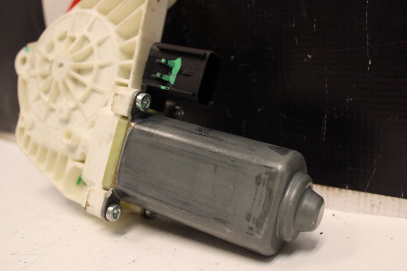 2013 Nissan 370Z Passenger Right Window Regulator Motor OEM