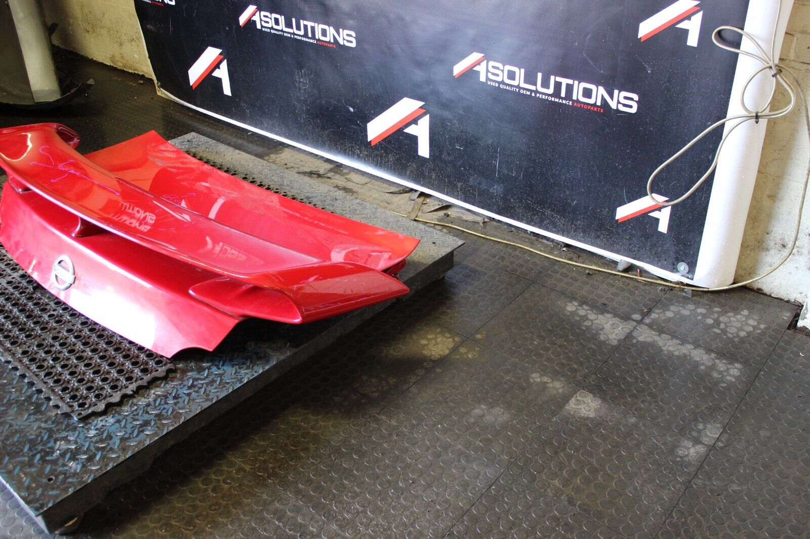 2010-2020 Nissan GTR R35 OEM Rear Trunk Lid With Spoiler