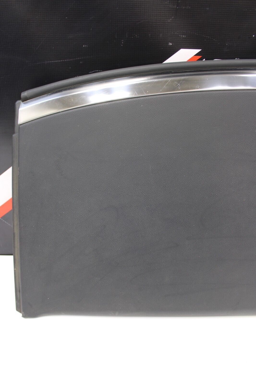 Infiniti G37/Q60 Convertible Top Parcel Shelf Folding Finisher Tray